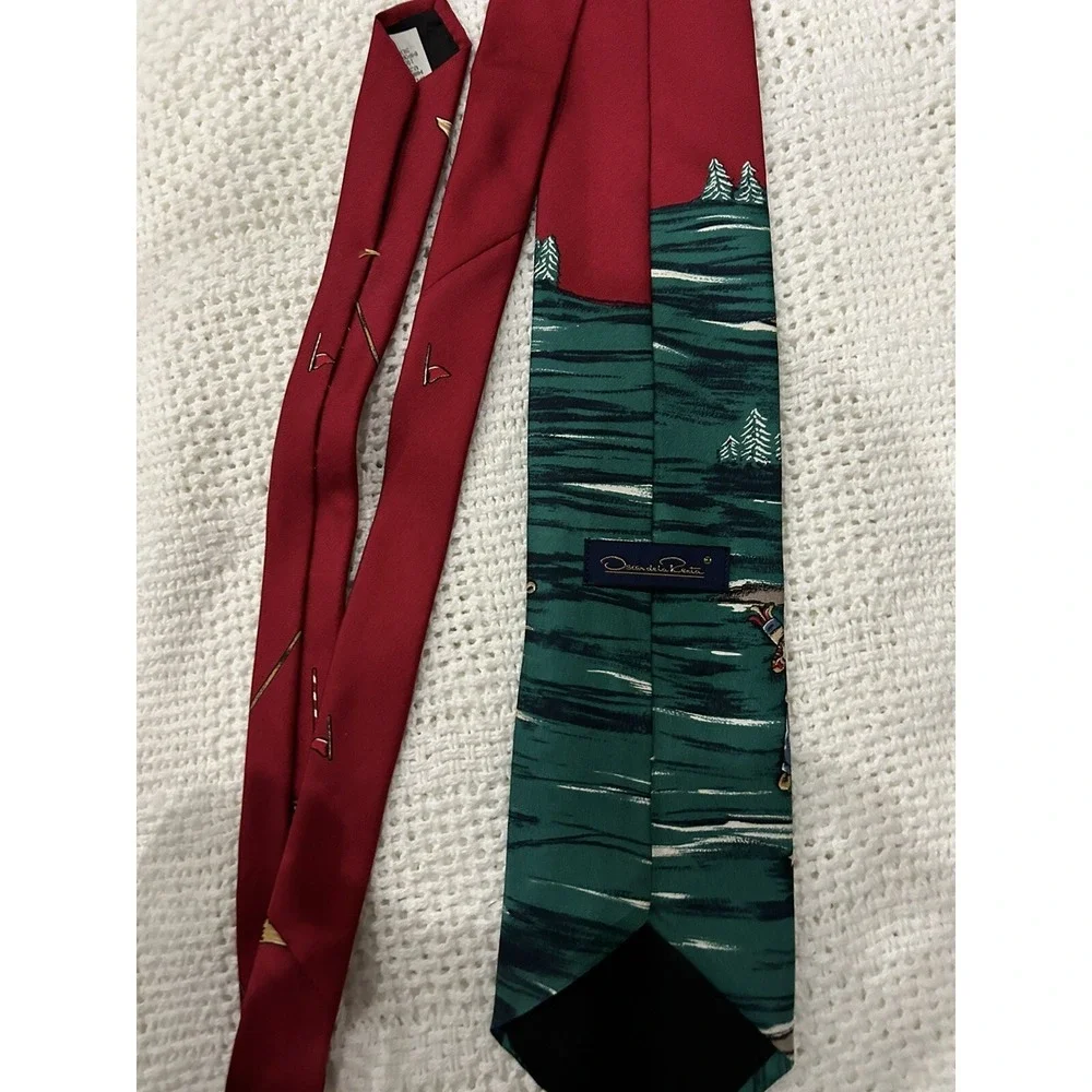 Oscar De La Renta Mens Novelty Neck Tie Christmas‎ Golfing Santa Argyle Check